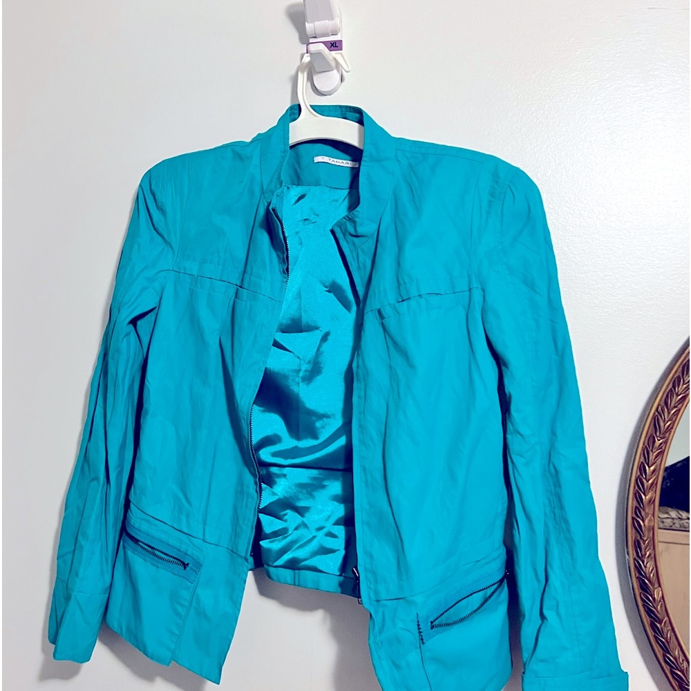 women's green jacket
